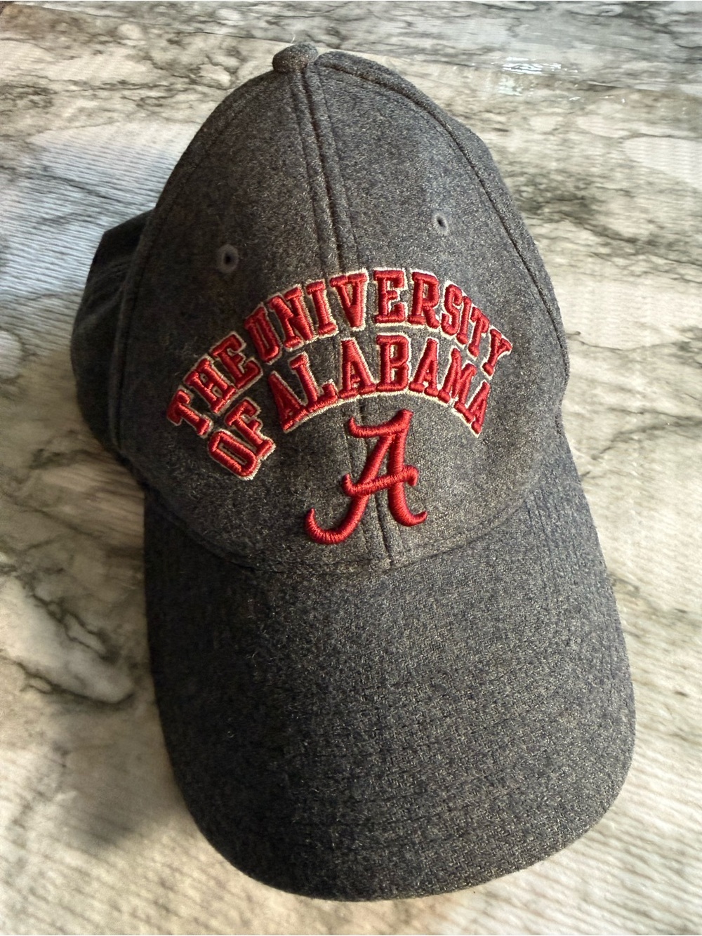 New University of Alabama Hat Nike One Size Fits All gray With Crimson Letters